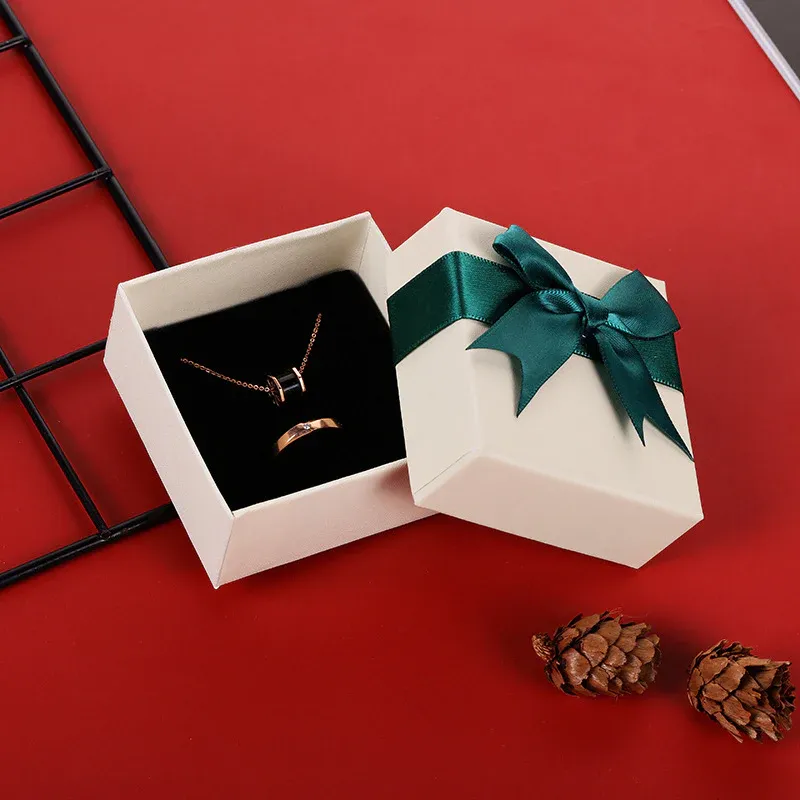 Gift Box Bow Tie Ribbon Storage Box - Green(7.3*7.3*3.7cm）