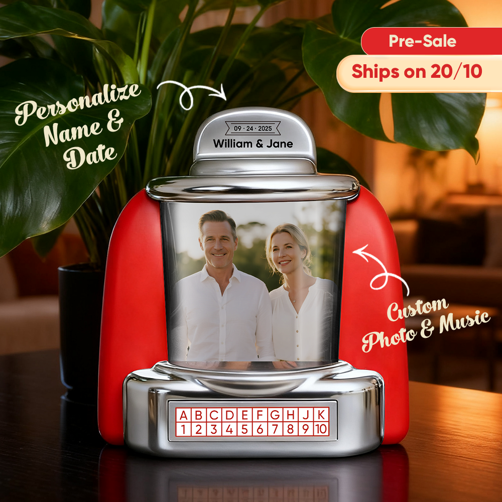 (Pre-Sale, Ships on 20/10)Custom Jukebox Retro Speaker – Personalized Photo,Names & Date Music Mini Player with Radio | Vintage Tabletop Home Decor Nostalgic Gift