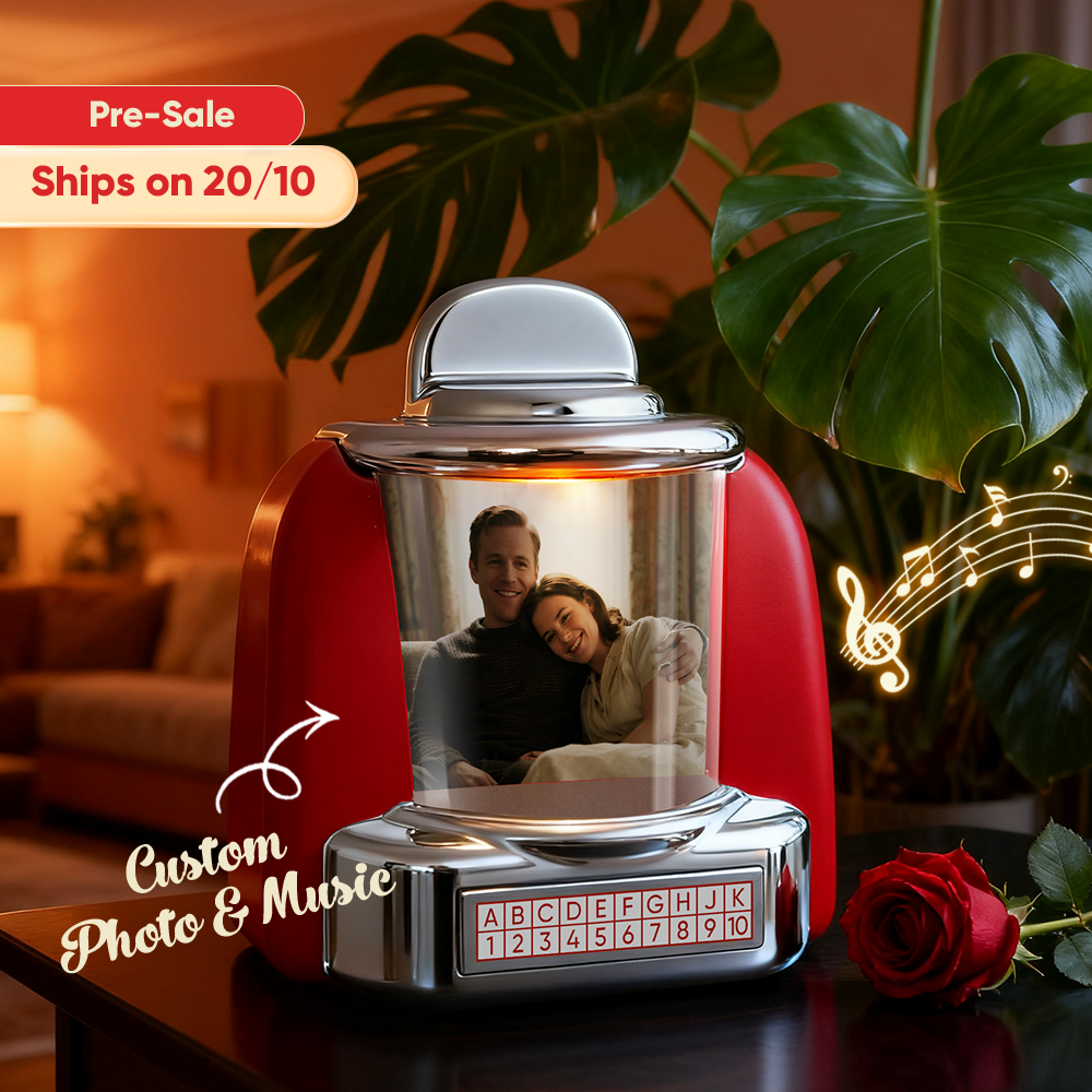 (Pre-Sale, Ships on 20/10)Custom Jukebox Retro Speaker – Personalized Photo,Names & Date Music Mini Player with Radio | Vintage Tabletop Home Decor Nostalgic Gift