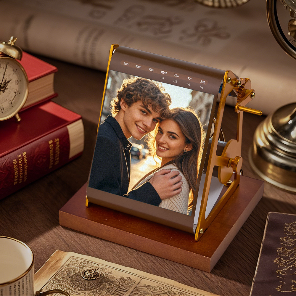 Custom Photo Hand-Crank Mechanical Calendar