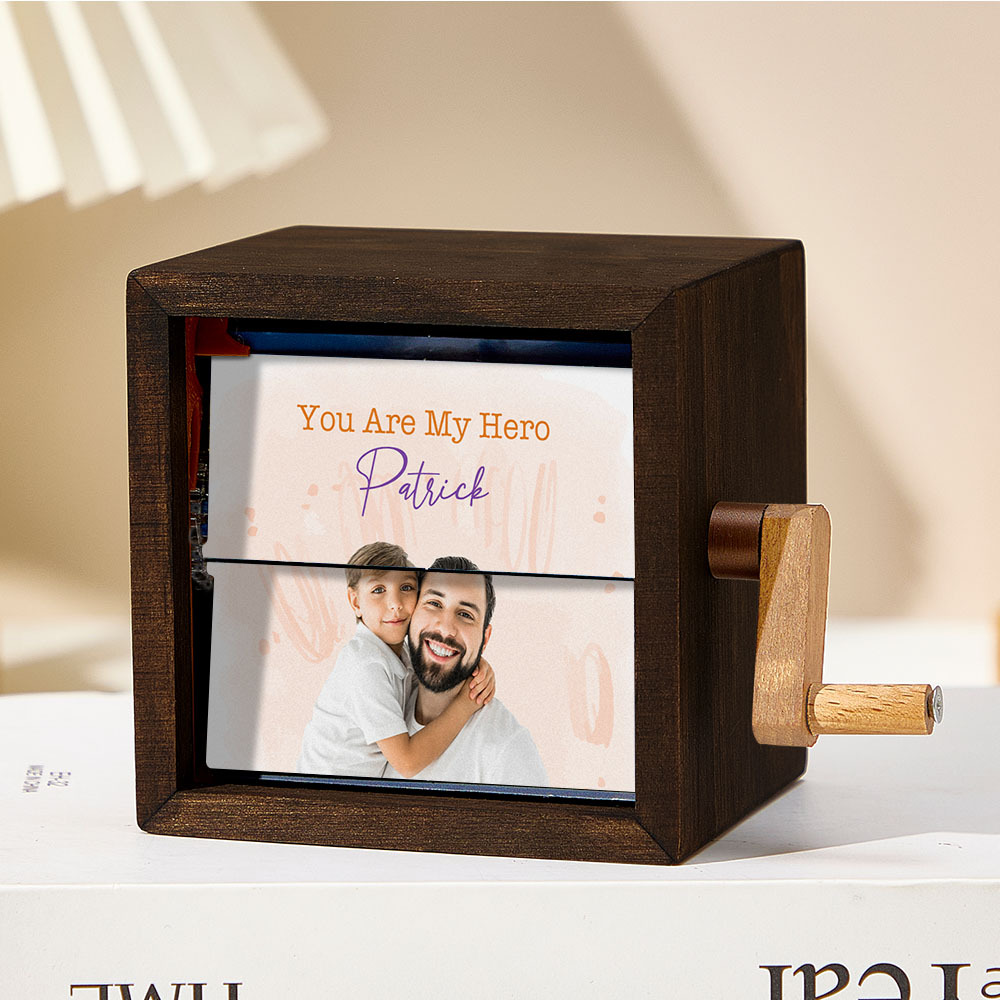 Benutzerdefinierter, Handgekurbelter Flipbook-rahmen Zum Vatertag, Mechanisches, Handgekurbeltes Fotoalbum Mit Einbänden, Kreatives Andenkengeschenk Aus Holz Für Papa - CustWitDE