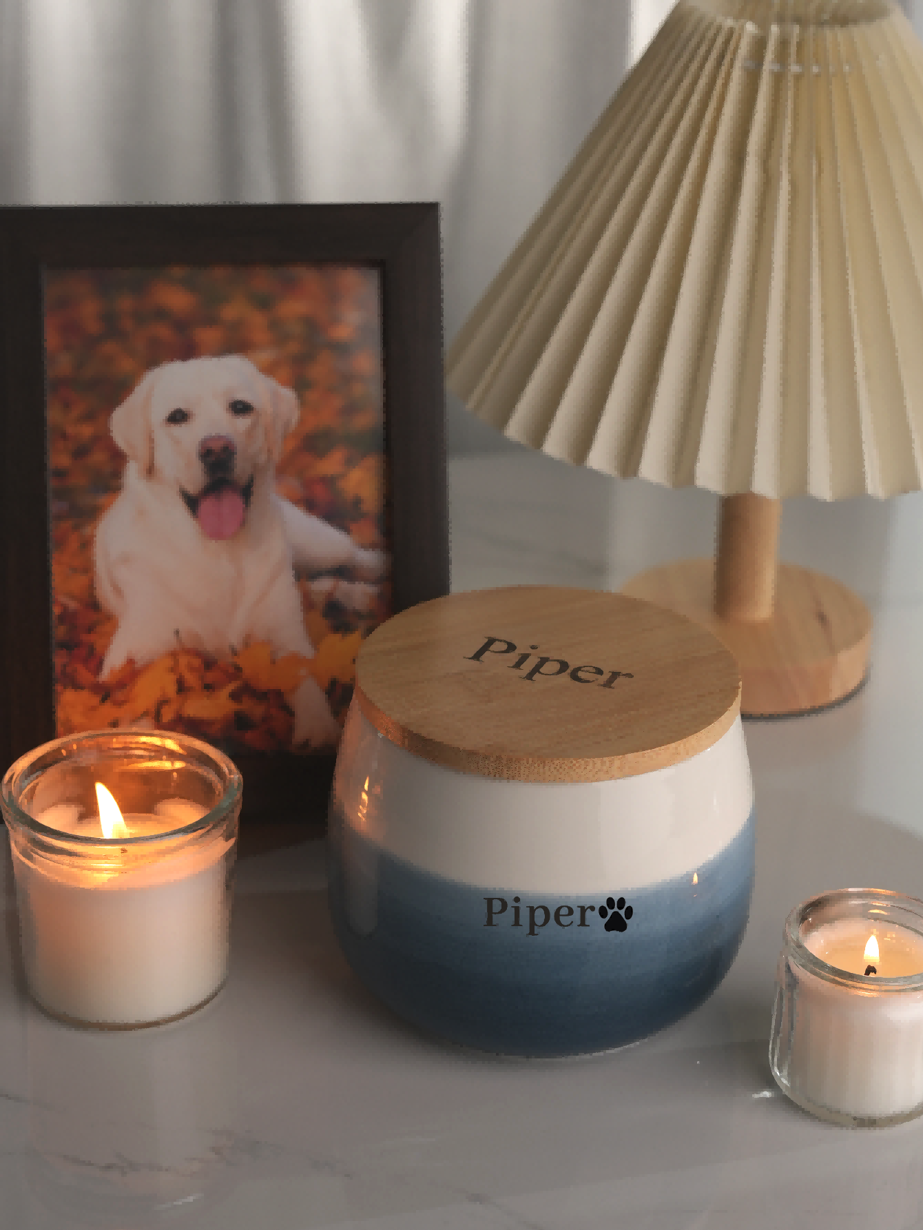 Personalisierte Tierurne mit Holzdeckel – Gravur von Name & Pfotenabdruck für Hunde & Katzen