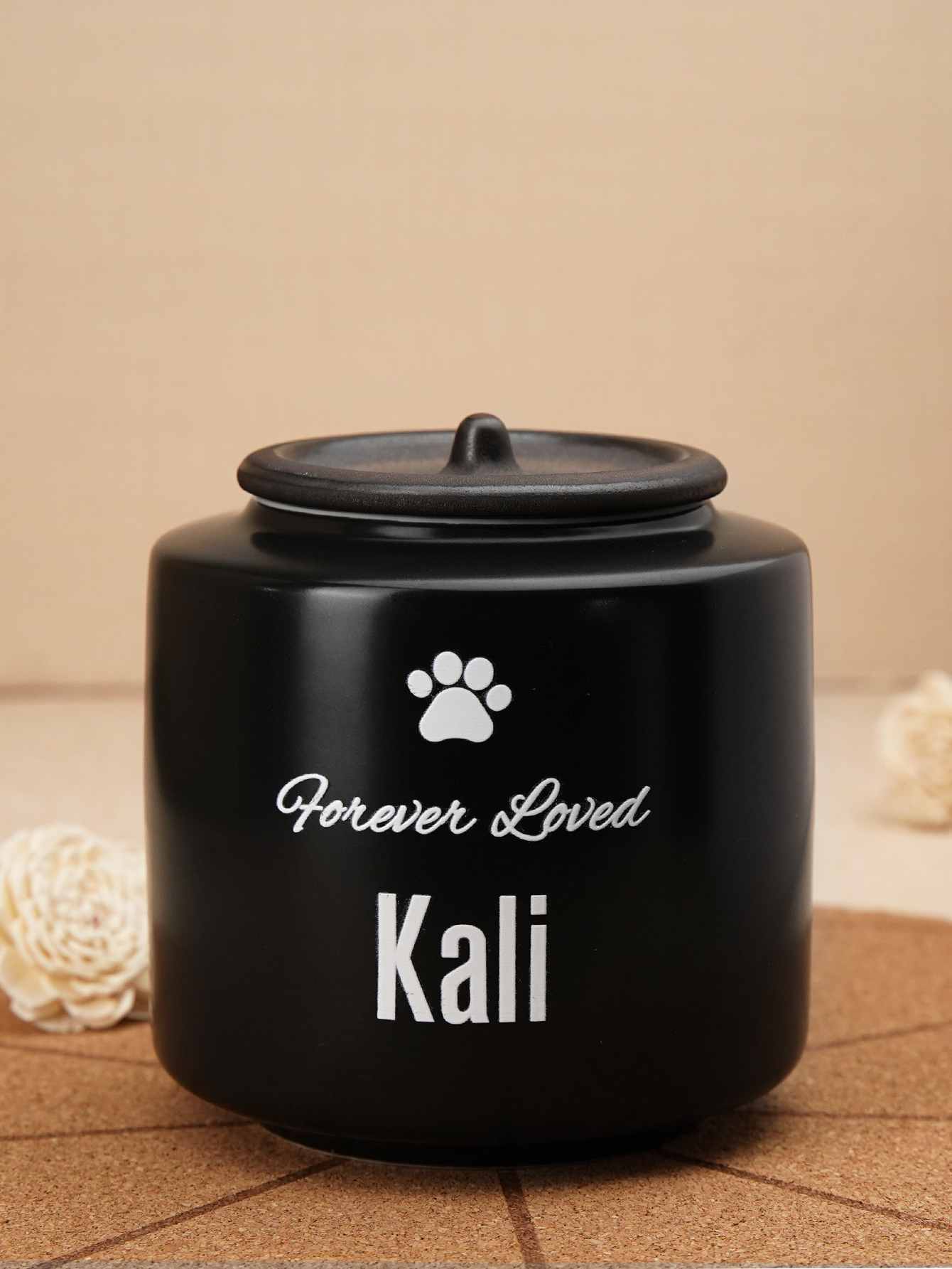 Personalisiertes Urne für Haustiere – Individuelle Gedenkdose mit Namensgravur