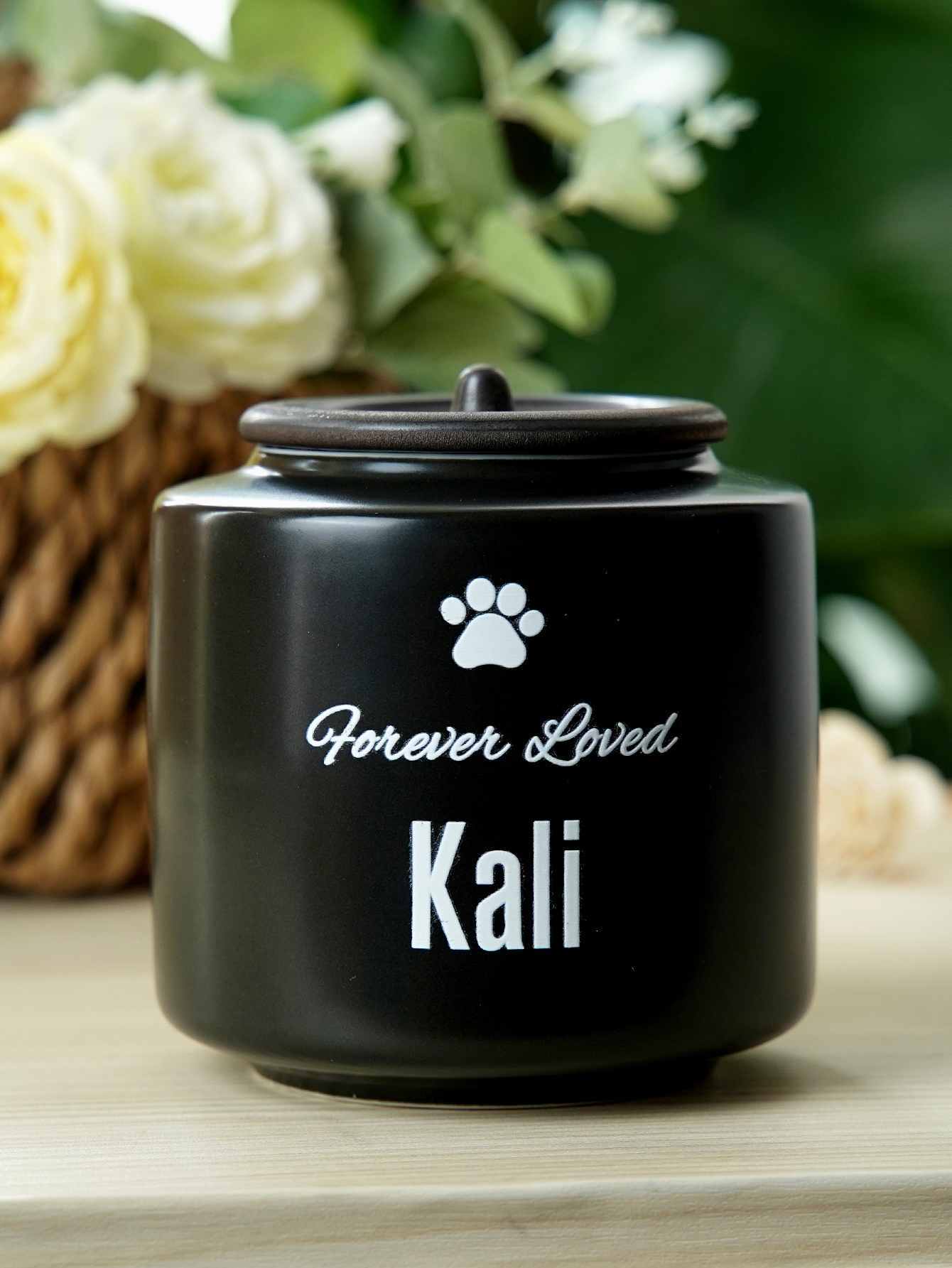 Personalisiertes Urne für Haustiere - Gedenkdose mit Namensgravur