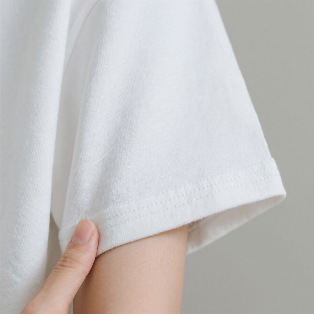 Personalisiertes Augen-Design T-Shirt – Einzigartiger, künstlerischer Look für Modefans