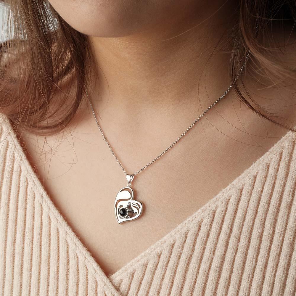 Benutzerdefinierte Projektion Gravierte Halskette Kreative Silhouette Muttertagsgeschenke - CustWitDE