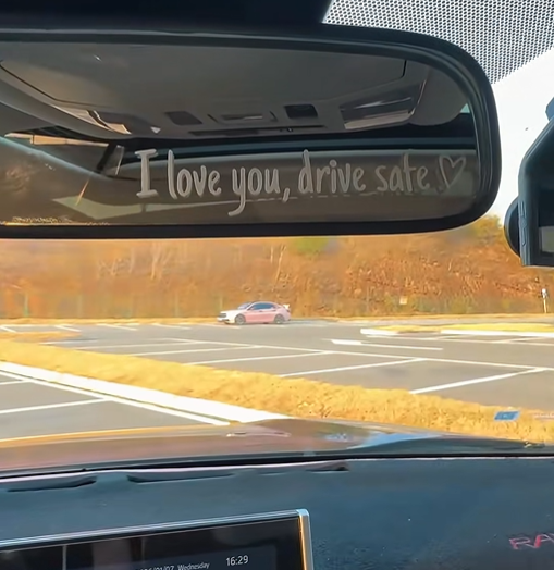 Autocollant Personnalisé « conduisez Prudemment » (5 Lignes) Pour Pare-brise Et Rétroviseur