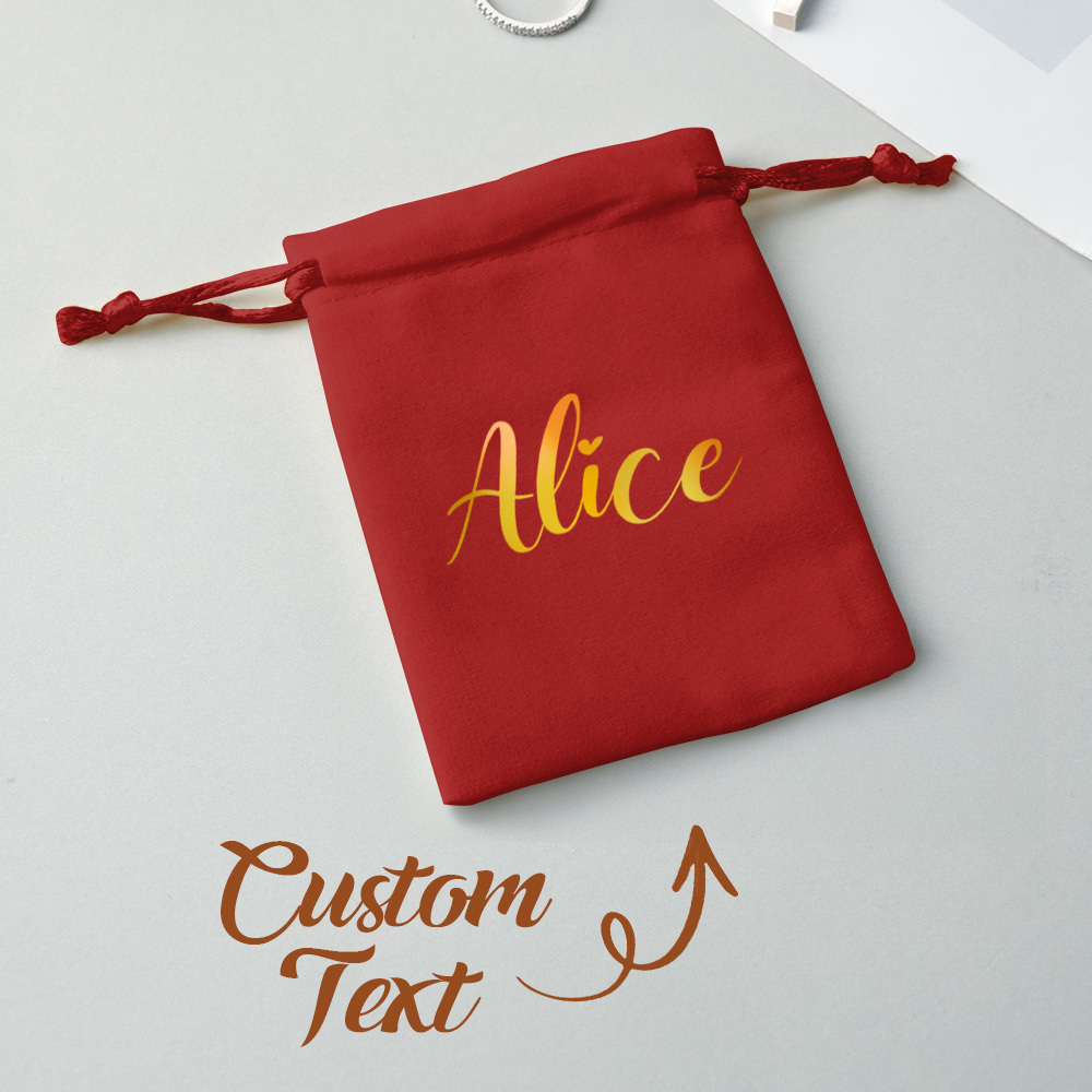 Sac en velours avec nom personnalisé 7*9cm