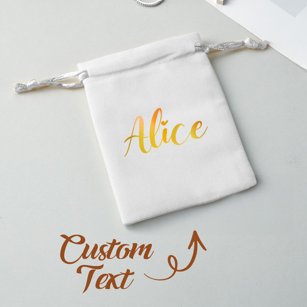 Sac en velours avec nom personnalisé 7*9cm