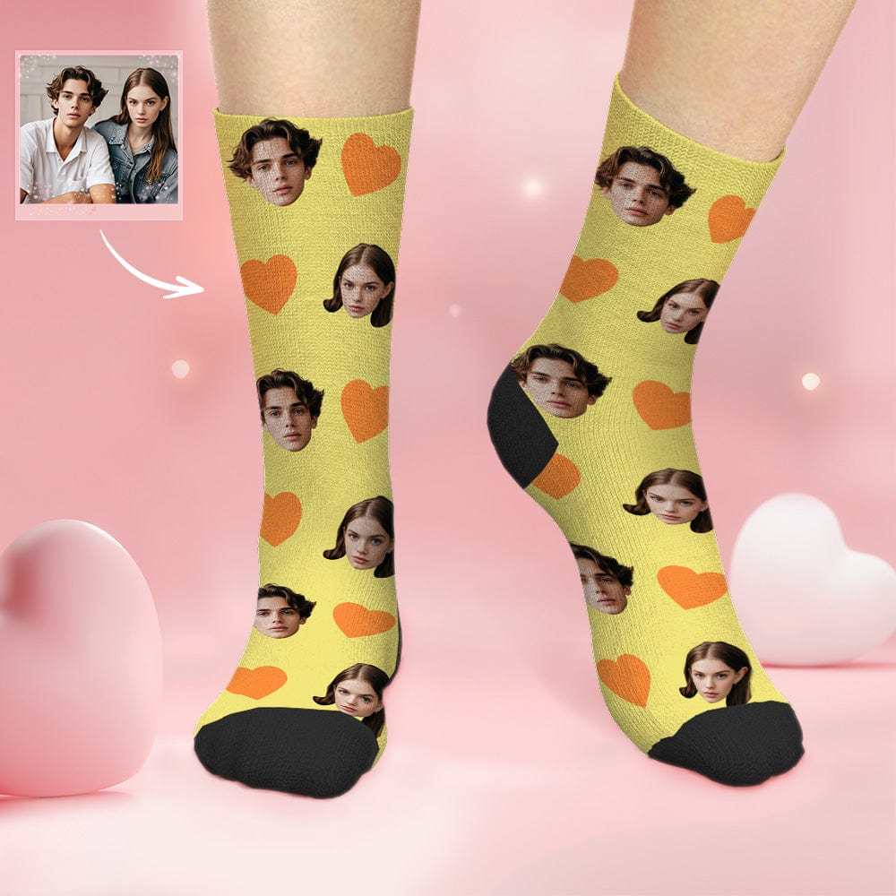 Chaussettes Personnalisées Avec Cœur D'amour, Aperçu 3d, Cadeaux De Saint-valentin - CustWitFR