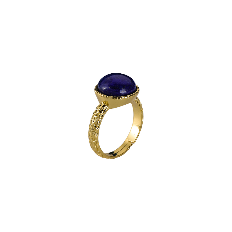 Adjustable Lapis Hammered Ring – Raw Beauty for the Unconventional Queen