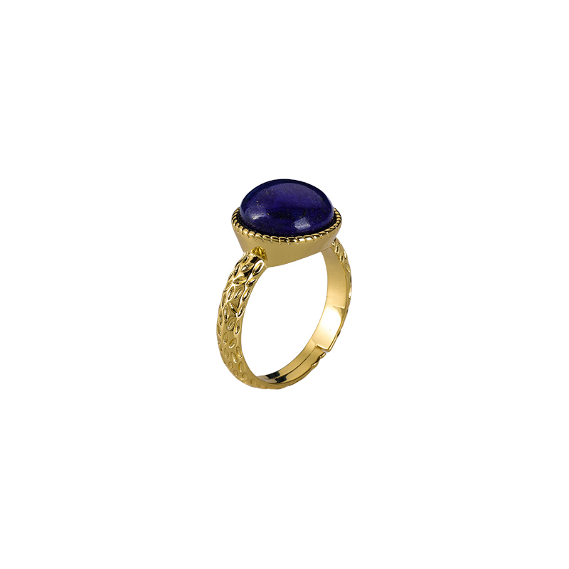 Adjustable Lapis Hammered Ring – Raw Beauty for the Unconventional Queen