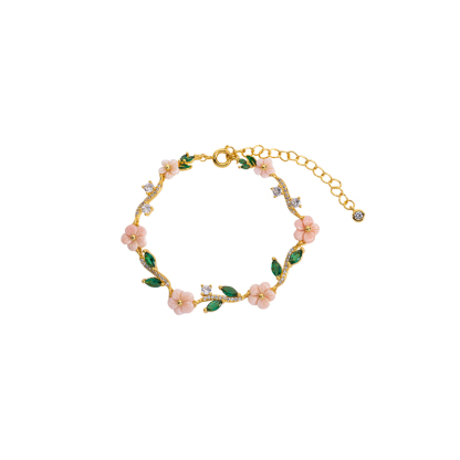 Summer Charm Bracelet - Stylish Seashell Design
