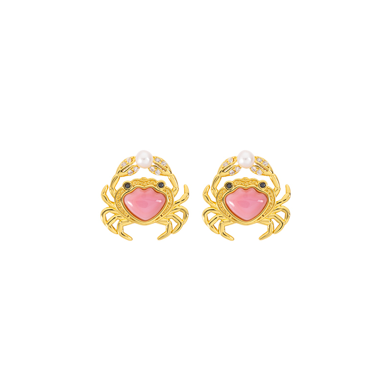 Chic Queen Conch Crab Stud Earrings