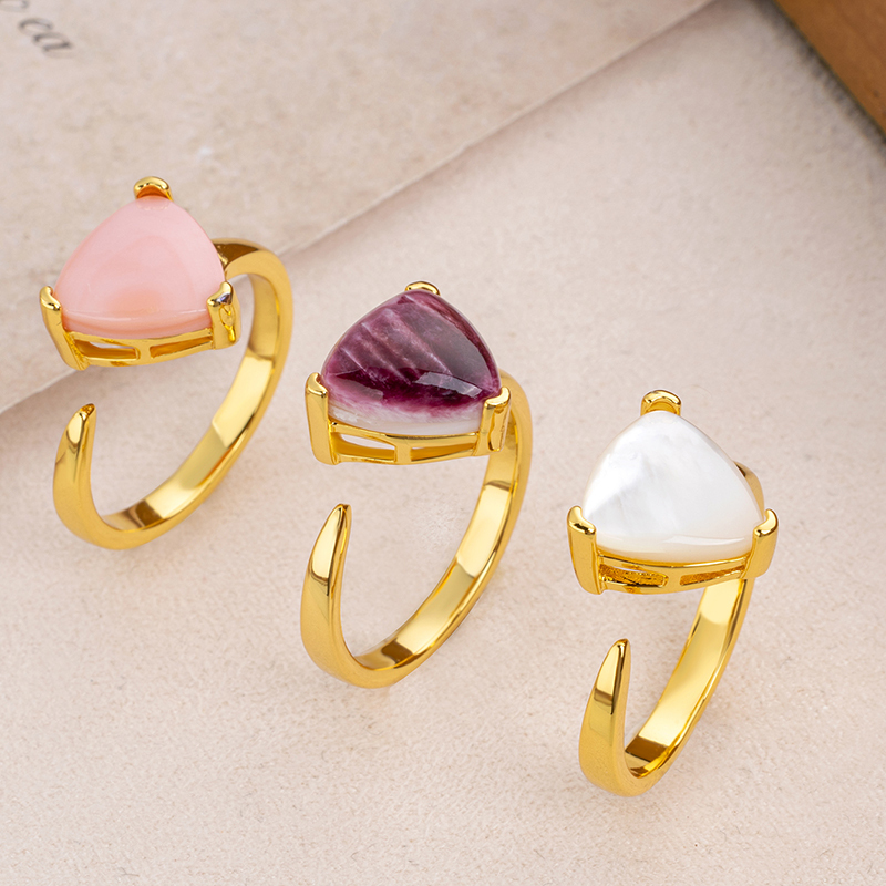 Natural Purple Spiny oyster Triangle Ring Fashion Elegant Purple Finger Ring