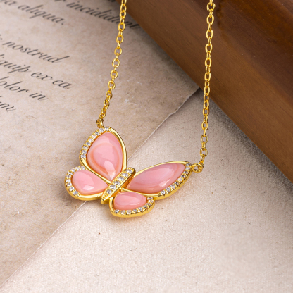 Elegant Shell Butterfly Collar: Fresh Pink, Delicate & Youthful