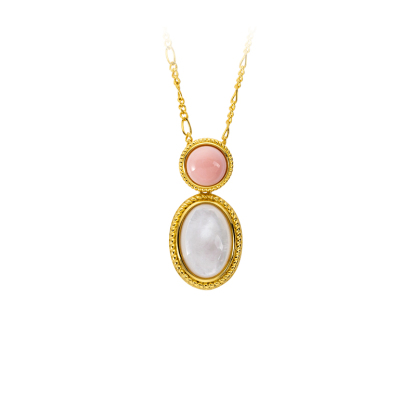 Queen Conch & Pearl Necklace | Oceanic Elegance