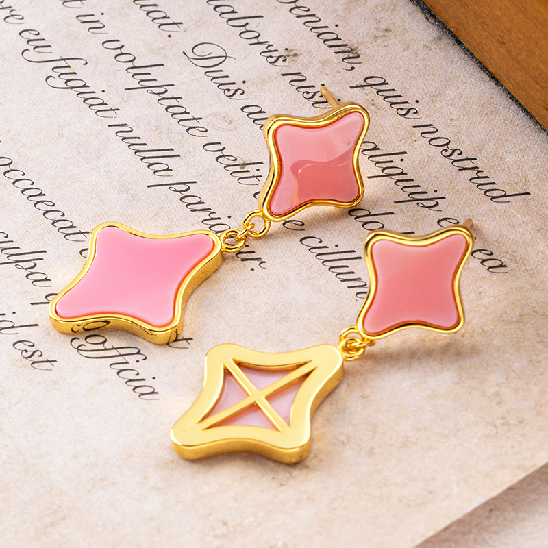 European Style Clover Earrings: Oceanic  Queen Conch, Chic & Refined