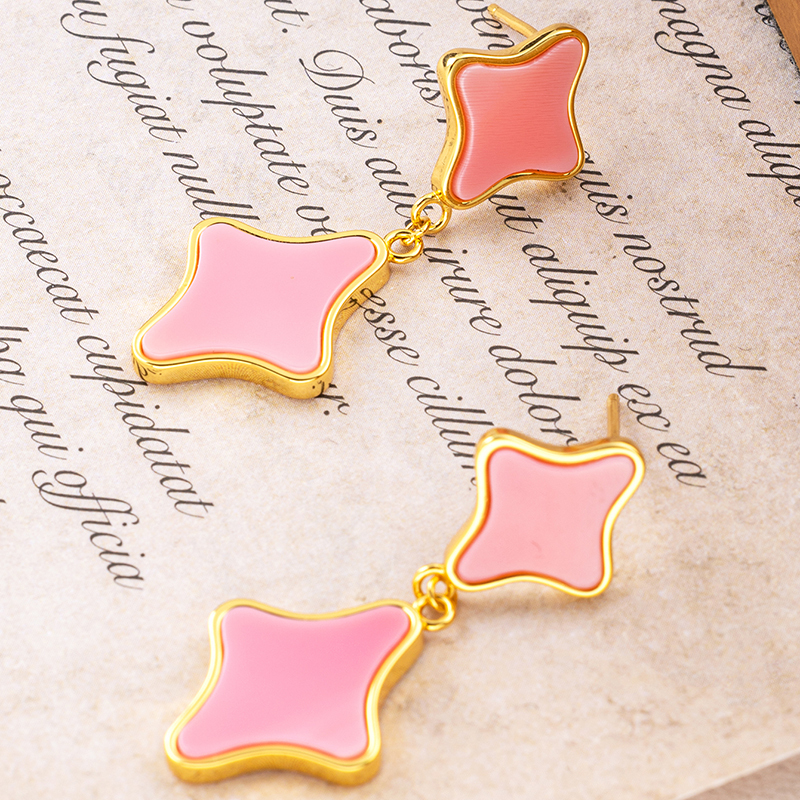 European Style Clover Earrings: Oceanic  Queen Conch, Chic & Refined