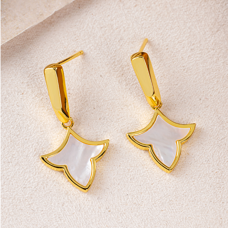 Chic White MOP Maple Earrings - Sweet & Delicate for Women