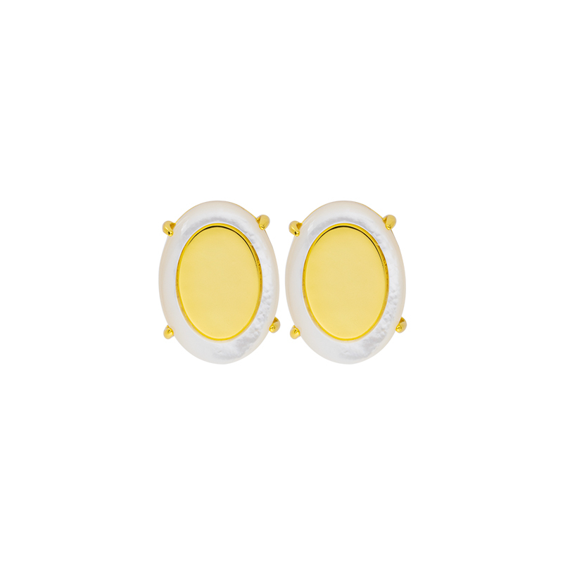Viral 18K Gold Oval Studs - K-Style MOP