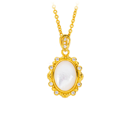Elegant Oval Natural Mother Pearl Necklace