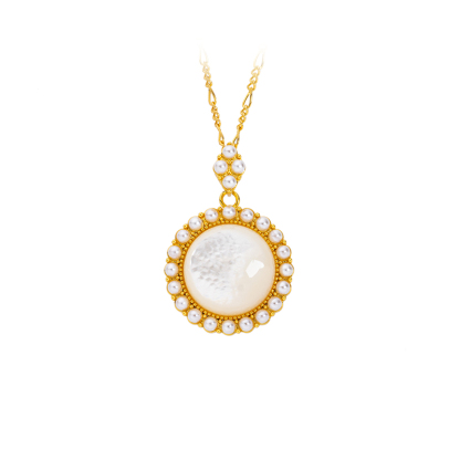 Elegant Round Natural Mother of Pearl Necklace