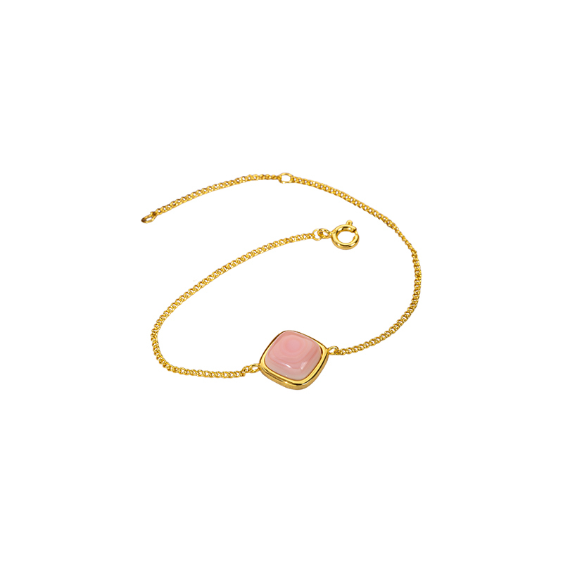Square Sugar Loaf Queen Conch Bracelet - Minimalist & Cute