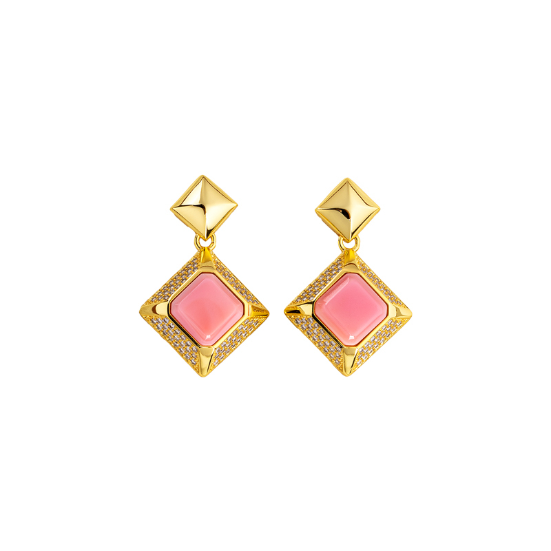 Luxury Geometric Queen Earrings: Full Diamond, 18K Gold Plated