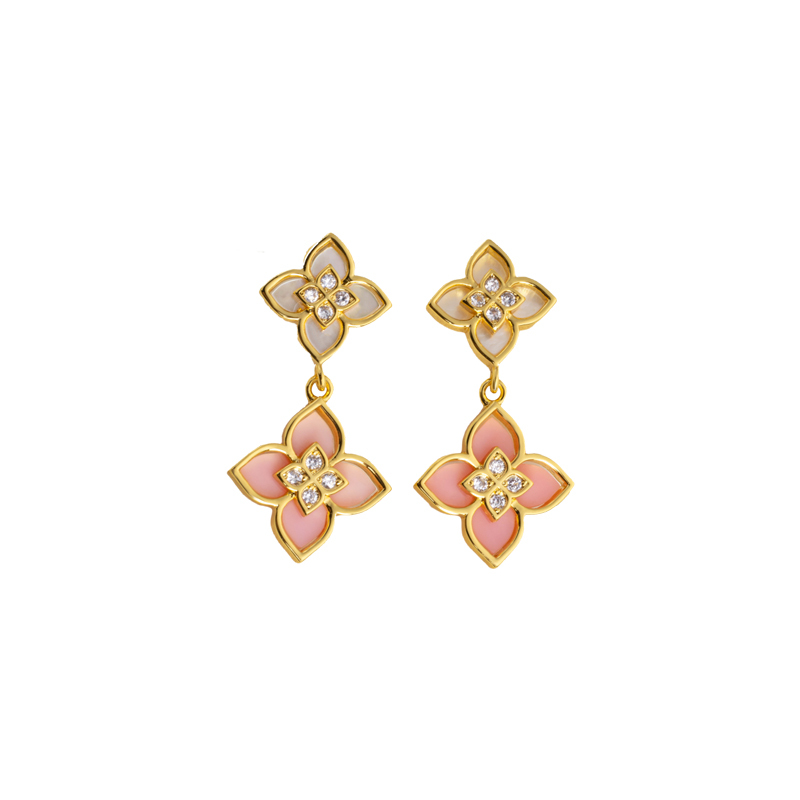 Royal Four-Leaf Earrings: Vintage Gold, Luxe Feminine Drops