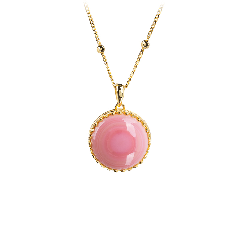 Girly Pink Queen Conch Round Necklace | XL Crown Pendant