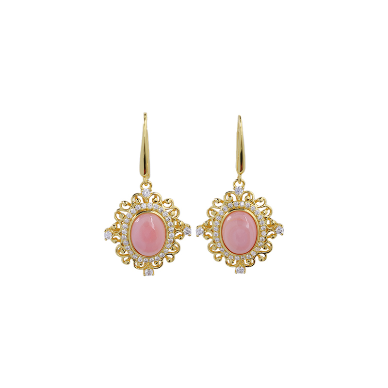 French Chic Queen Conch Drop Earrings | Gold Plated, Lace Design