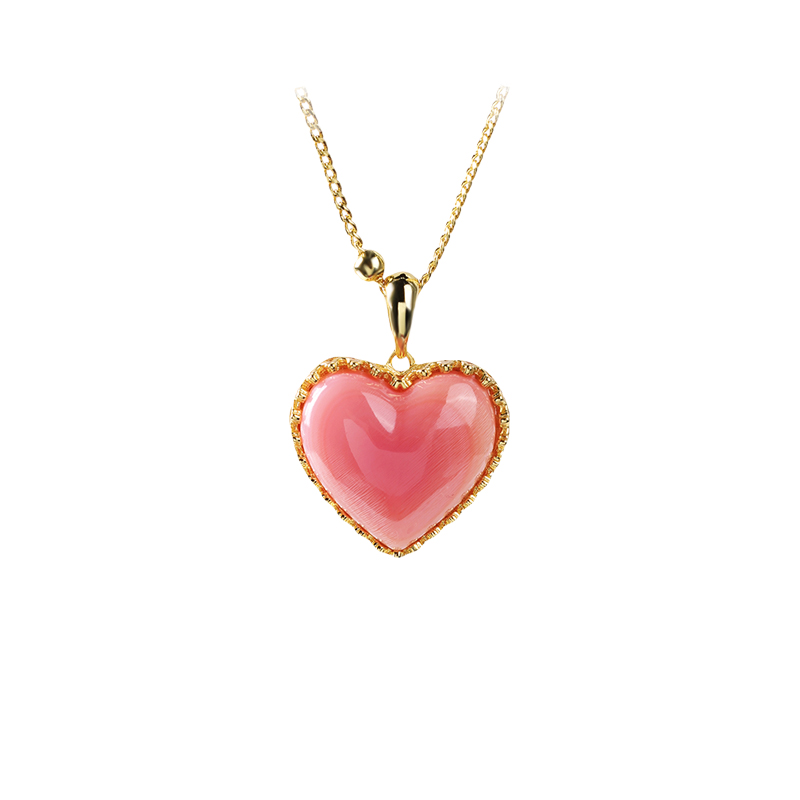 Girly Pink Queen Conch Heart Necklace with 18K Gold Chain