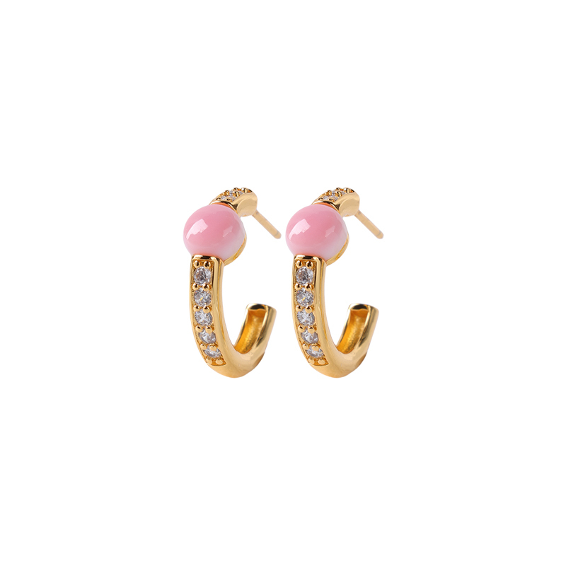 Natural Queen Conch C-Shaped Earrings | Elegant & Modern
