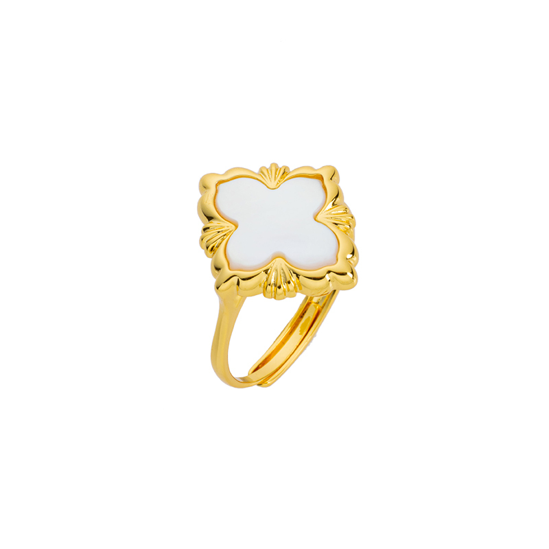 Mother of Pearl Clover Ring | French Vintage
