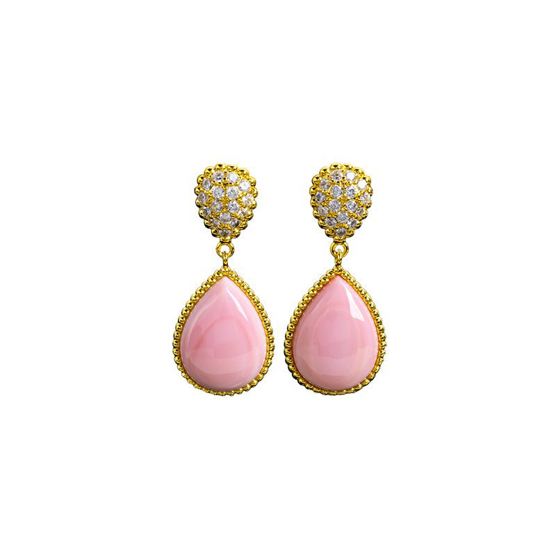 Natural Queen Conch Teardrop Earrings | Pavé Diamonds