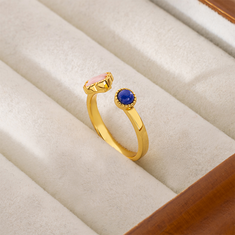 Queen Conch Clover & Lapis Open Ring - Unique Adjustable