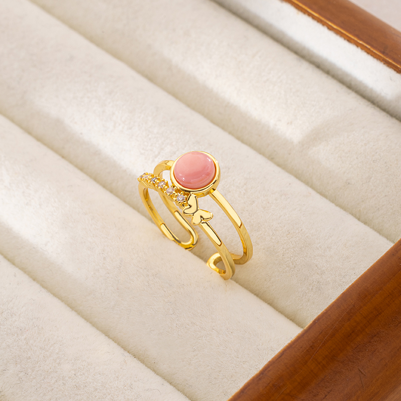 Queen Conch Butterfly Ring - Petite Double Band Zirconia