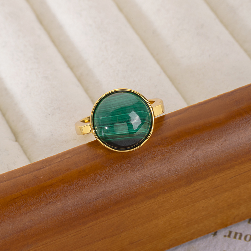 Adjustable Lapis Lazuli Ring - Vintage Minimalist Style