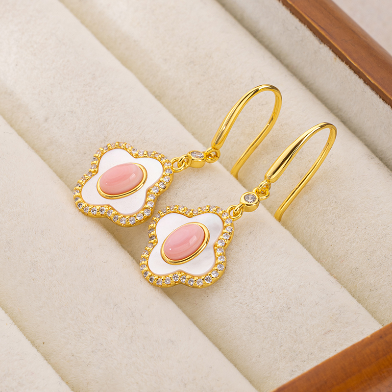 Oval Clover Hook Earrings: Pink Queen Conch & White MOP