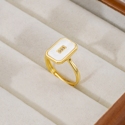Chic Natural MOP Square Ring