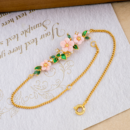 Natural Queen Conch Bracelet - Floral Leaf Engraved Girl's