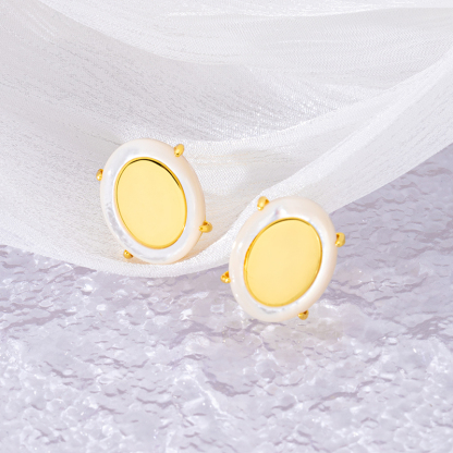 Viral 18K Gold Oval Studs - K-Style MOP