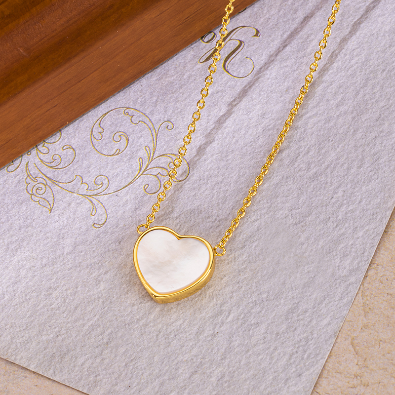 Sweet Girly Heart Necklace - Natural White Mother of Pearl