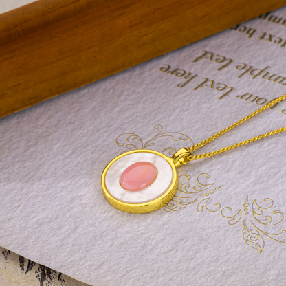 Ins Minimalist Cold Style Fashion Niche Personality Demon's Eye Natural Queen Conch Necklace