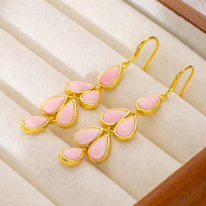 Luxury Royal Earrings: Natural Conch Shell Teardrop Fringe