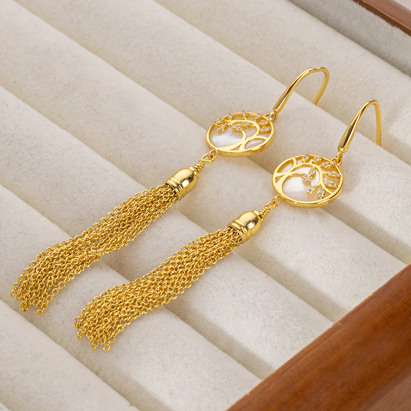 18K Gold Plated Royal Style Tassel Earrings for Women Inlaid with Natural Mother of Pearl Flower Earrings