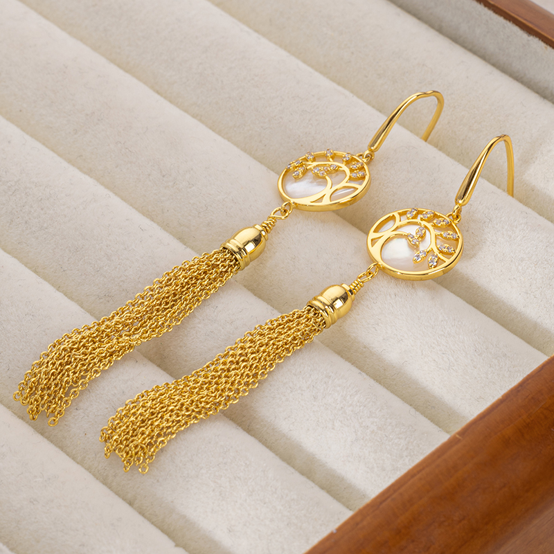 18K Gold Plated Royal Style Tassel Earrings for Women Inlaid with Natural Mother of Pearl Flower Earrings