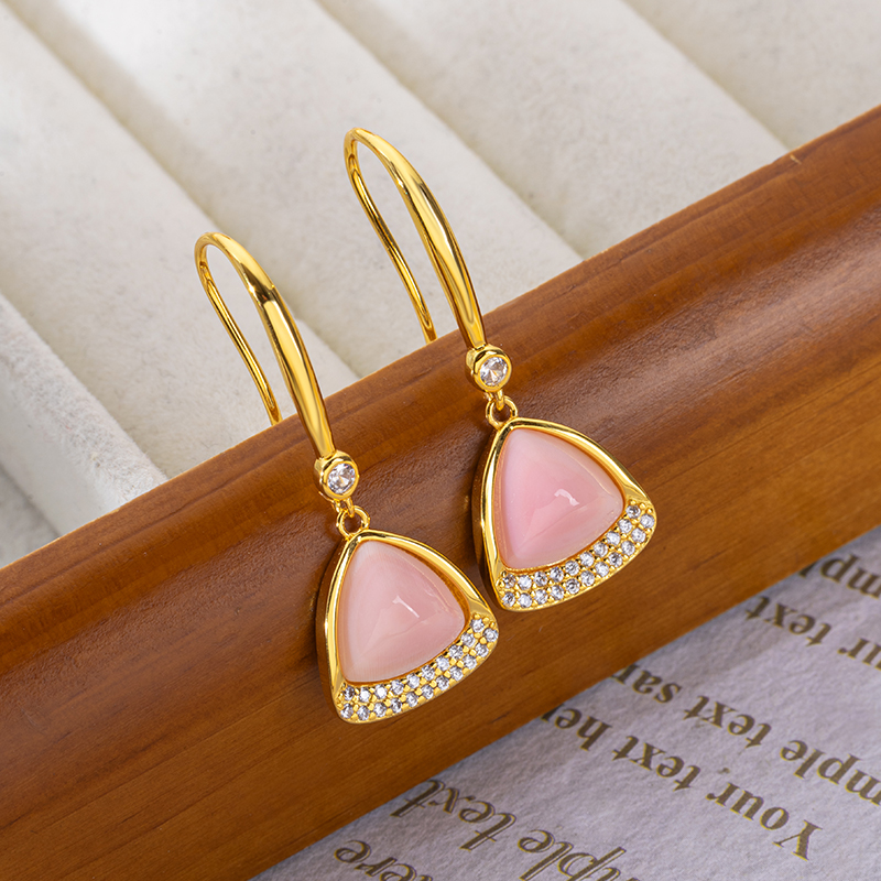 Korean Style Pink Triangular Queen Conch Shell Earrings - Elegant Designer 