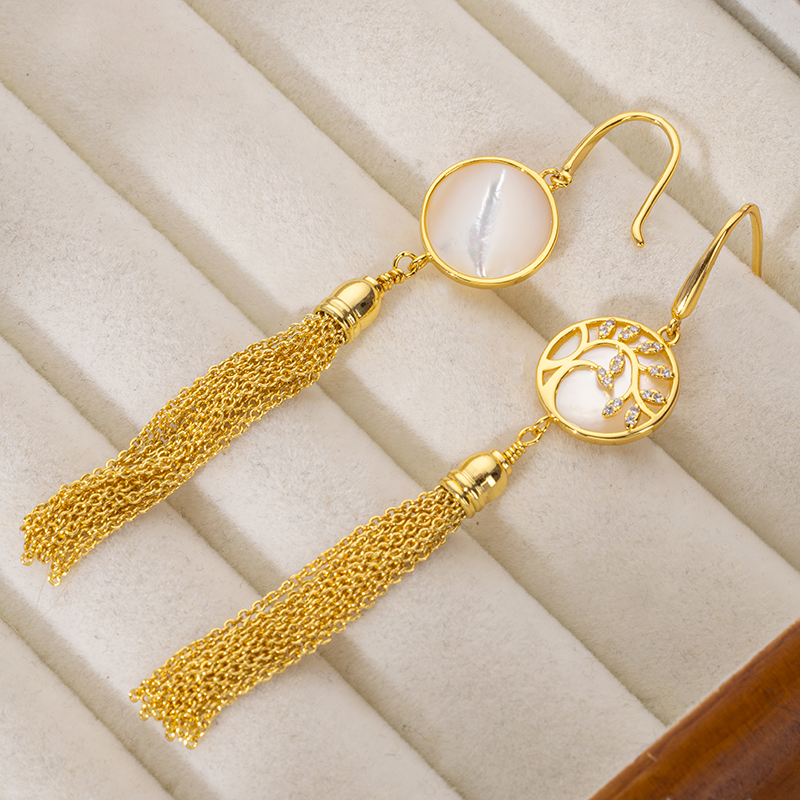 18K Gold Plated Royal Style Tassel Earrings for Women Inlaid with Natural Mother of Pearl Flower Earrings